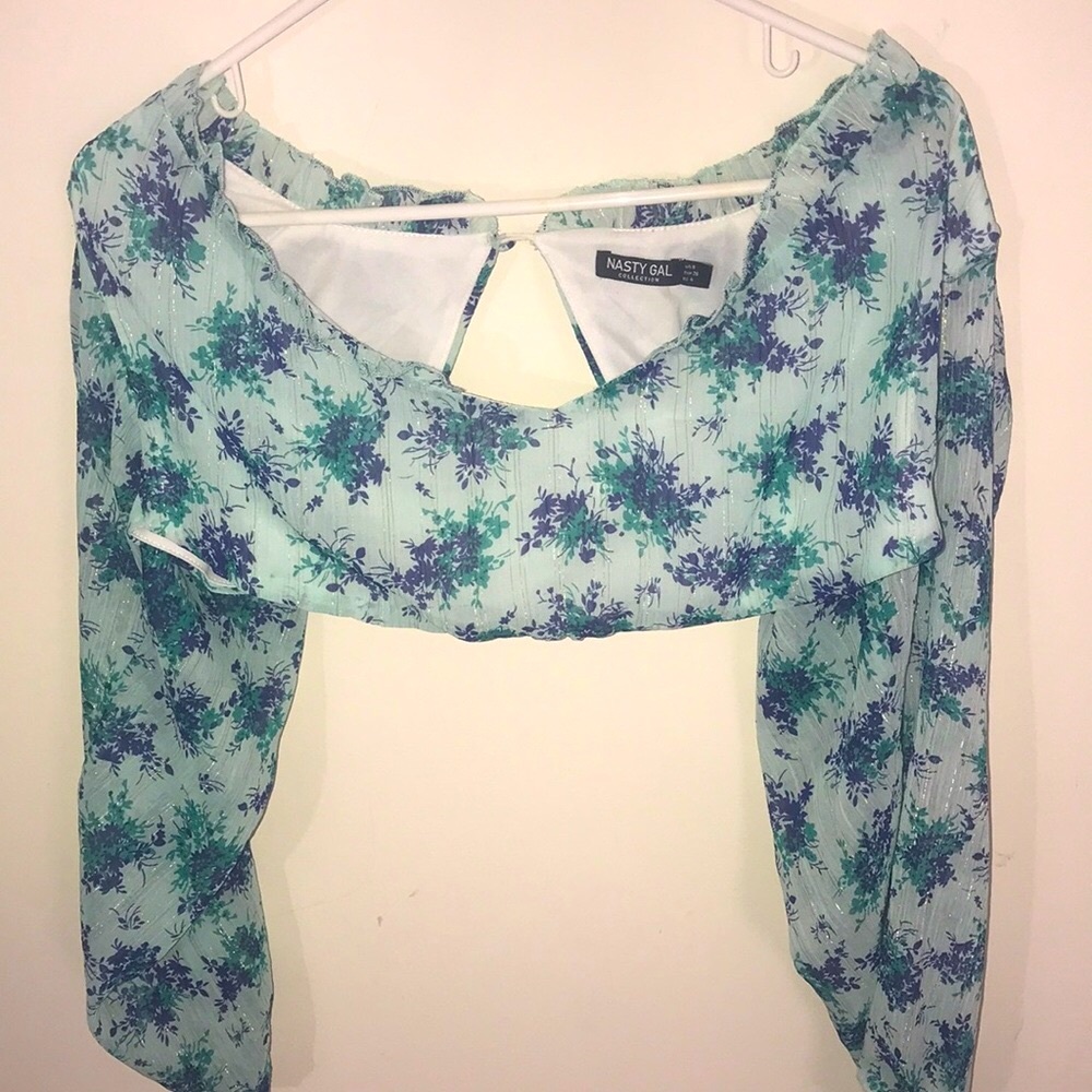 NASTY GAL Mint Floral Long-Sleeve Crop Top